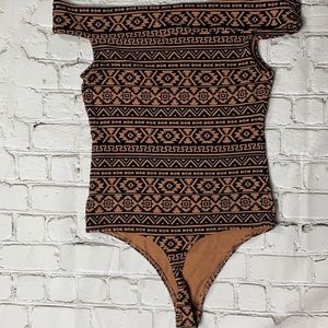 Express bodysuit size small